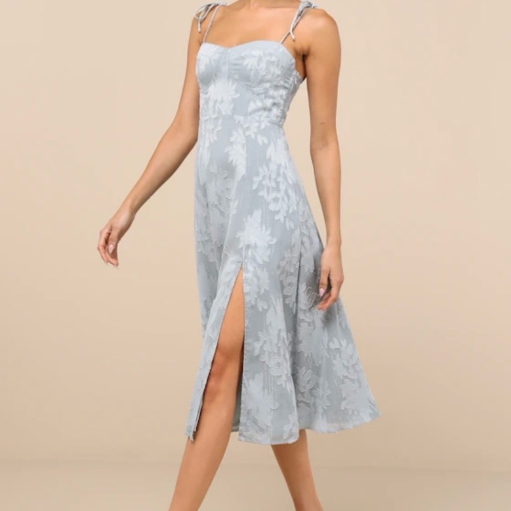 Lulu's Dusty Blue Floral Jacquard Midi Dress with Tie-Straps (new condition)